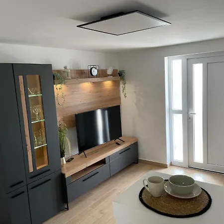 Mate Apartment *